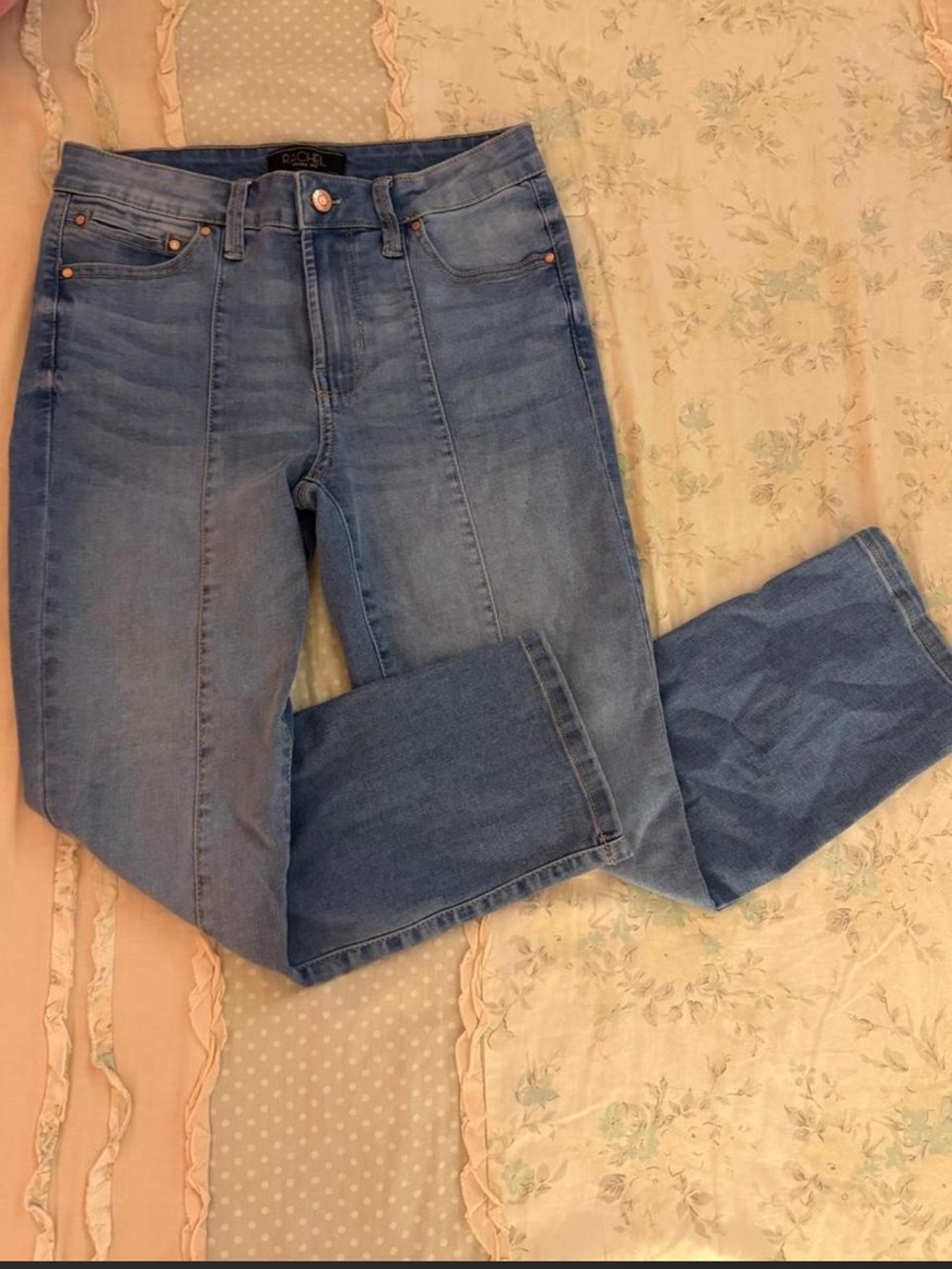 High-waisted straight jeans